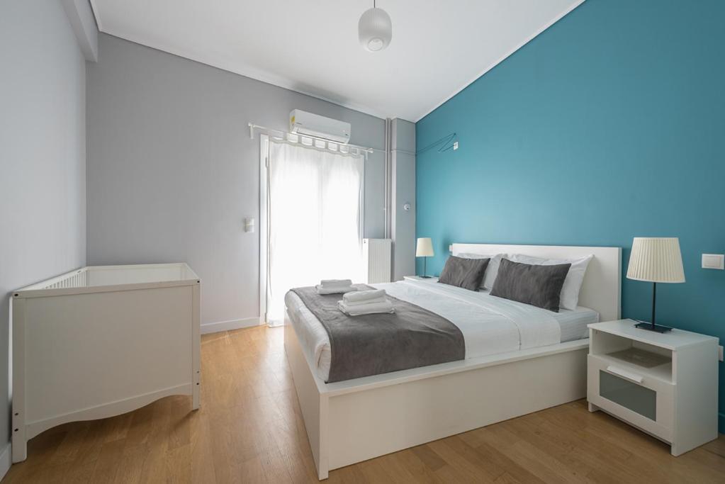 Pame Rentals - 2Bd & 2Ba Home, 4 Min To Acropolis Athens Exterior photo